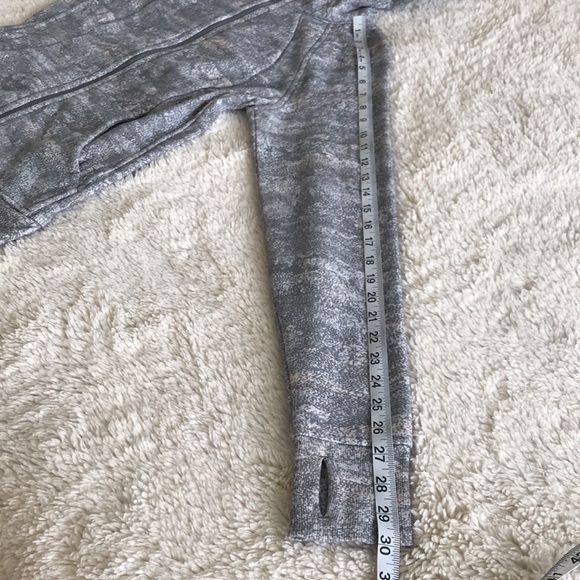 Lululemon Scuba Full-Zip Hoodie - Grey (Mulitcolor) - Size 4 - Picture 8 of 9